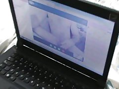 زن چاق در وب کم با دوست