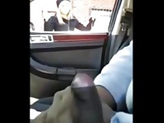 استمناء در ماشین