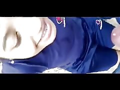 Giovana در پاسخ به komal